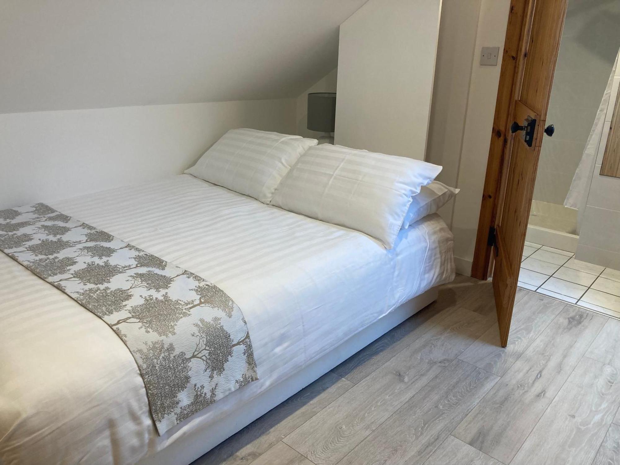 Cille Apartments, Ballyferriter Village Extérieur photo