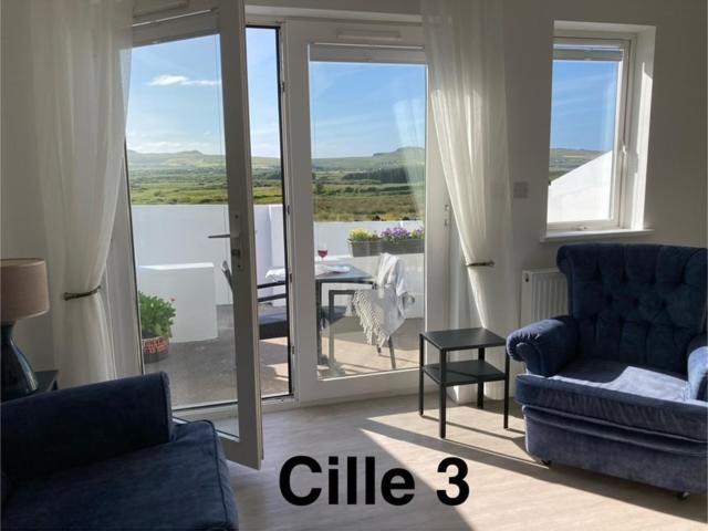 Cille Apartments, Ballyferriter Village Extérieur photo